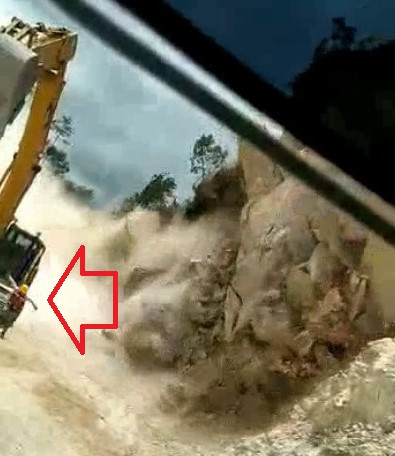 Worker Swallowed by Landslide in Mexico