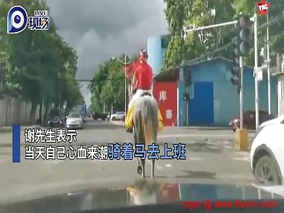  police chase with a  man on a horse in Guangdong