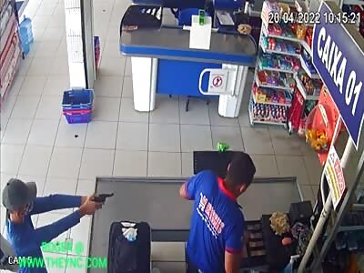 Supermarket robbery in  Juripiranga, Brazil