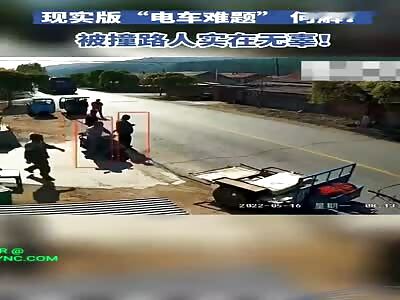 Two were crushed by a truck in Zhejiang