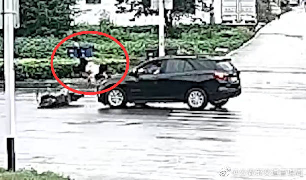 Wang on her bike was hit by a car in Huainan