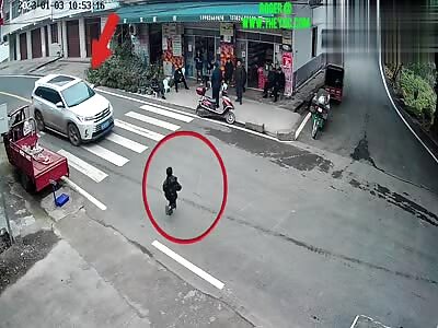 a 6-year-old boy was hit by a car in Guang'an City