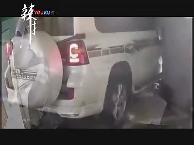 Driver helps pedestrian do his best Kool-Aid man impression 