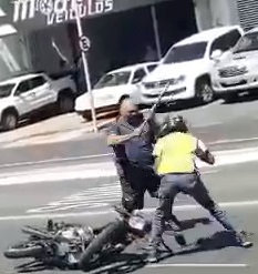 Crazy Brazilian Road Rage Driver vs Biker