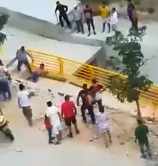 Rapist being Beaten by a Mob in Colombia