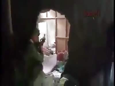 WATCH: Actual footage bakbakan ng Marines at Maute sa Marawi city