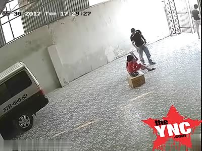 Woman is brutally kicked in the face by thugs