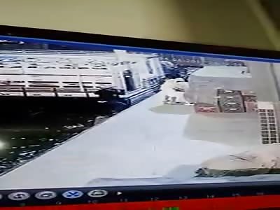 Thieves Brutally Kill Delivery Driver With Shot to the Head After Struggle