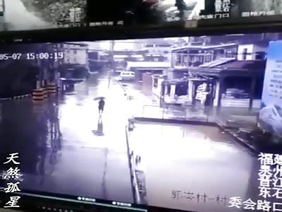 Woman Drowns Herself In China