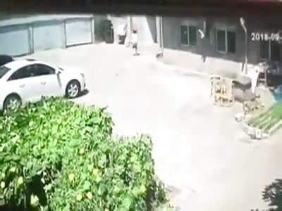 Woman Killed by Falling Object In Front of Her Kid