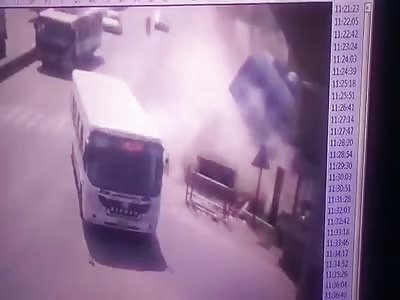 BUS accident at Mahatma Gandhi Setu, Patna, Bihar