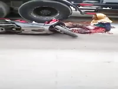Bikers Last Dying Moments After Crushed by Truck