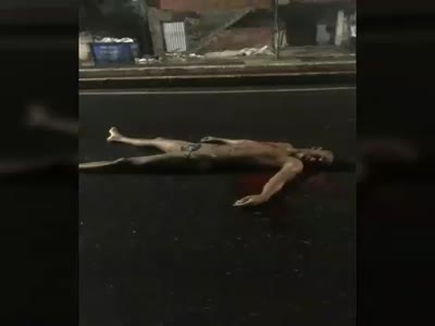 Corpse of a man killed and abandoned on the street