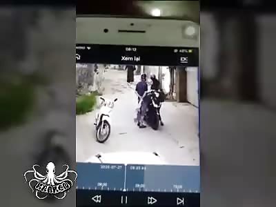 street savagery, woman brutally hacked