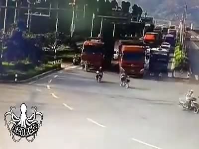 brutal accident, mother and son are crushed by truck