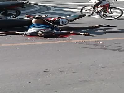Fatal motorcycle accident, motorcyclist dies with crushed head