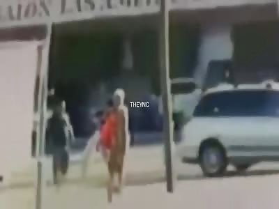 Heartless Dude Stabs Wife in Broad Daylight in Front of Kids