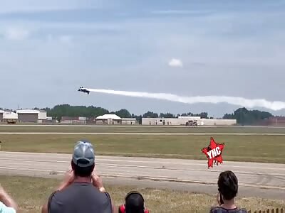 driver died at Field of Flight air show in Battle Creek Michigan