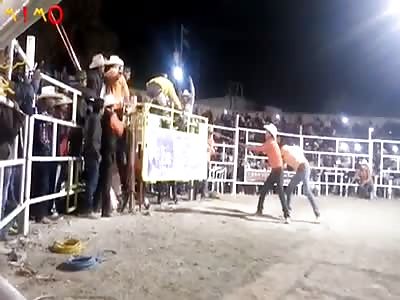 Bull brutally strikes the rider