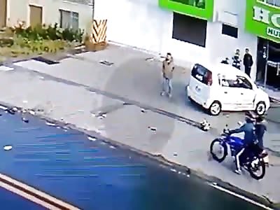 Driver runs over, kills motorcyclist and then flees the scene