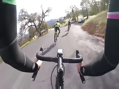 Shocking accident of cyclists