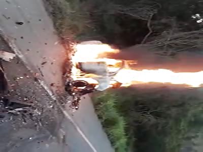 fatal accident! a car is fire while in the other car the person in the internal died
