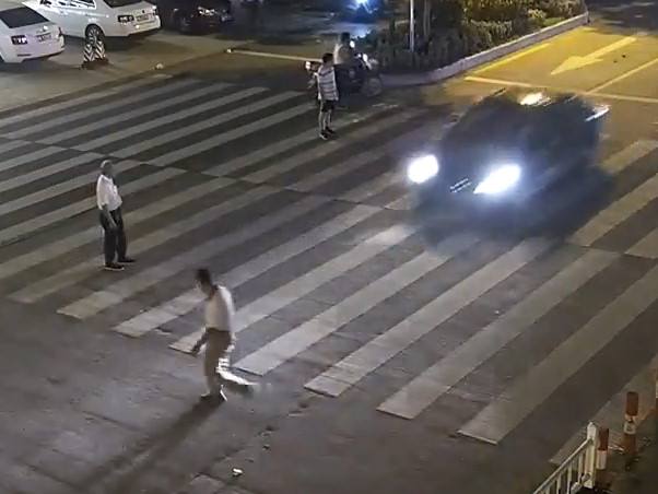 CCTV - old man dies hit by car