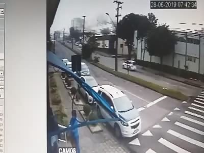 Live Accident Caught on CCTV Footage(4)