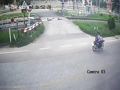 Live Accident Caught on CCTV Footage(41)