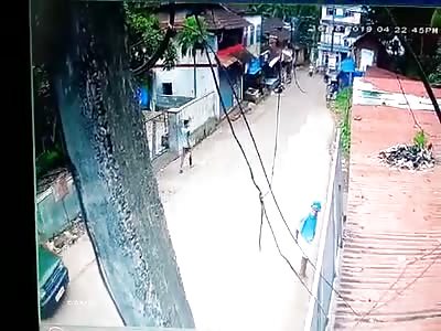  Accident Caught in CCTV Camera - Live CCTV Video(5)