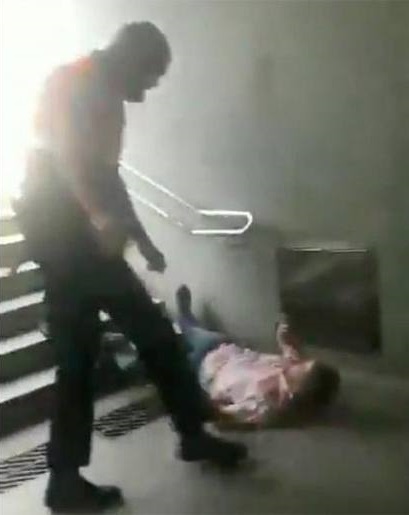 Guards Struggle with the User and End Up Pushing him Down the Subway Stairs
