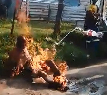 Shocking Video of Rapist Being Lynched and Burned Alive