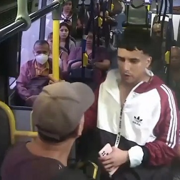 Man Stabbed By Angry Dude After An Argument On The Bus