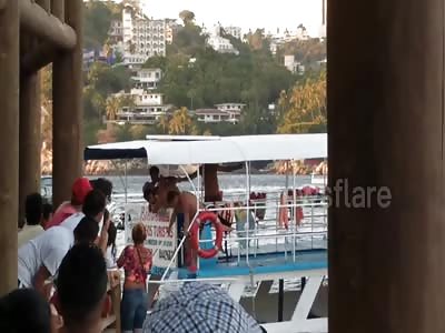Drunk Tourist Fights Boat Captain In Mexico
