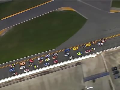 Massive crash at the 2019 Daytona 500 takes out 21 cars