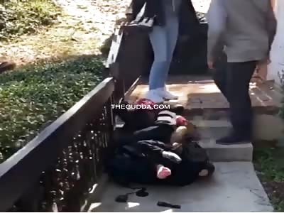 Mother Records Her Daughter Fist Fighting A Police Officer