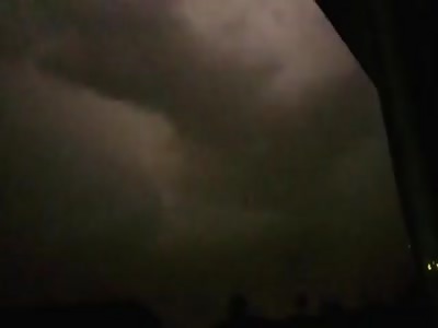 AustrALIEN UFO in Lightening storm 