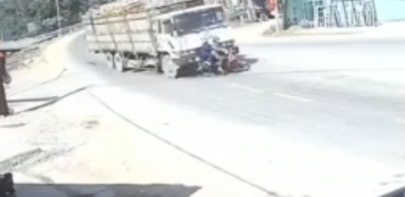 Biker Duo Ran Over by Lorry