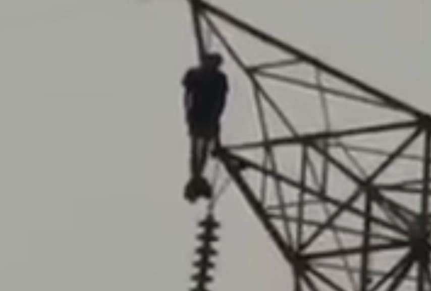 Man Hangs Himself From Transmission Tower