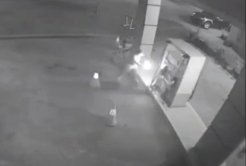 Moron Attempts to Light Gas Pump on Fire