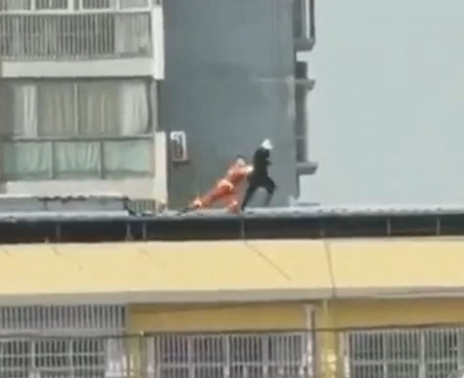 Rescue Of Suicidal Woman Goes Horribly Wrong 