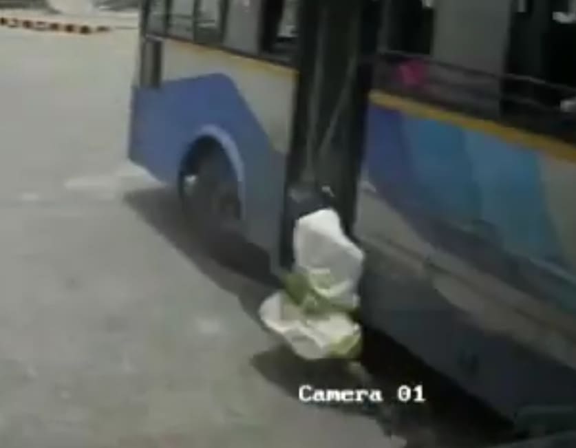 How NOT To Exit A Bus