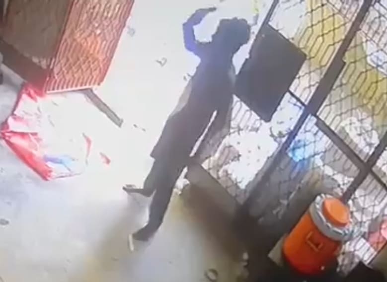 Man Turns Gun On Himself After Killing Co-Worker