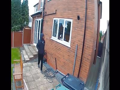 House break in caught on CCTV