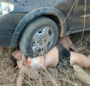 Pregnant Woman Contemplates Her Last Seconds of Life Under Car Wheels