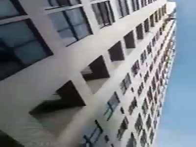 man falls from building and dies in work accident