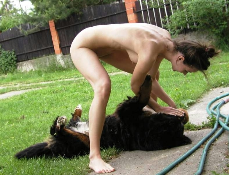 WTMFFF: LITERAL DOGGY STYLE!!! HOLY SHIT!!!