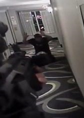 US Cop EXECUTES Unarmed Begging Man with Machine Gun