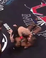HOLY SHIT: MMA Fighter KO's HIMSELF!