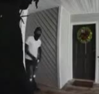 JUSTICE: Man Shoots Robber on his Doorstep.